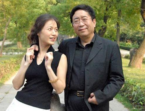 当余秋雨避风港的女人李红,一个月只用40元,惨遭抛弃后怎么样了