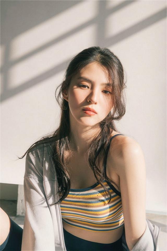 夫妻的世界 韩素希最新写真散发出 迷人美 直击男性的心 韩国 娱乐 韩素希 夫妻的世界 写真 吕多景