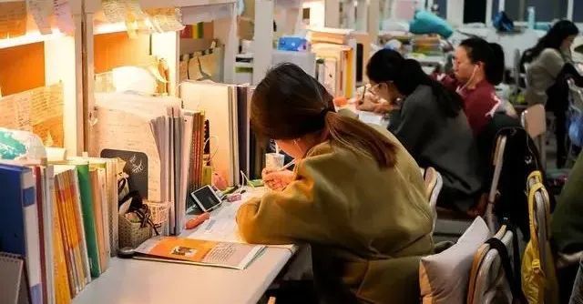 2020考研校友会学校_3个专业跻身2020中国顶尖专业行列,大连这所民办高校