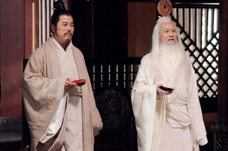 孟子|古人讲“男女授受不亲”，下半句才是经典，却十人九不知！