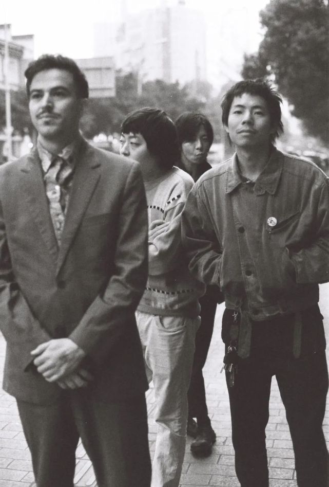 脏手指乐队摄影:王靓直播观察|独立音乐人在淘宝京东直播带货独立