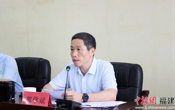 图为宁德市委常委,组织部长郭学斌讲话.