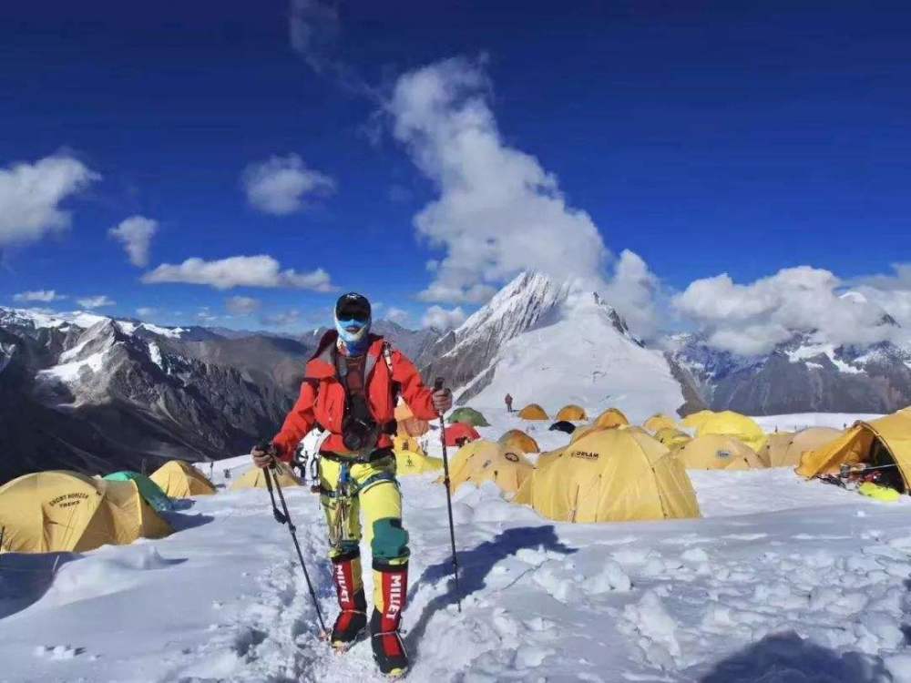 攀登,人類征途的起點,喜馬拉雅山便是攀登者們最終的朝聖殿.