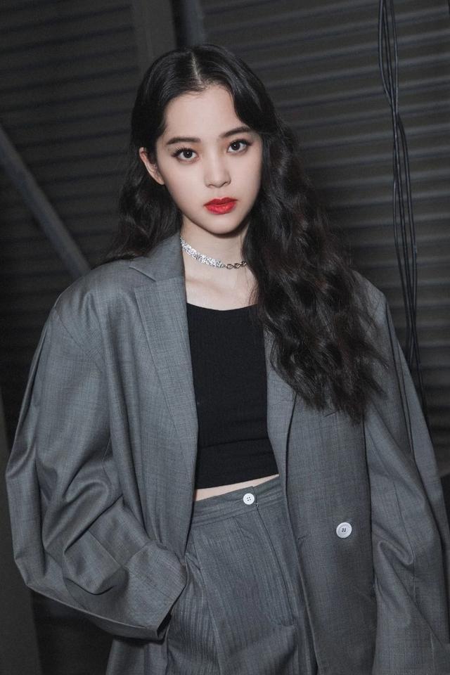 2020不可错过的明星发型,郑爽,宋慧乔都在留,发量少的女生必烫