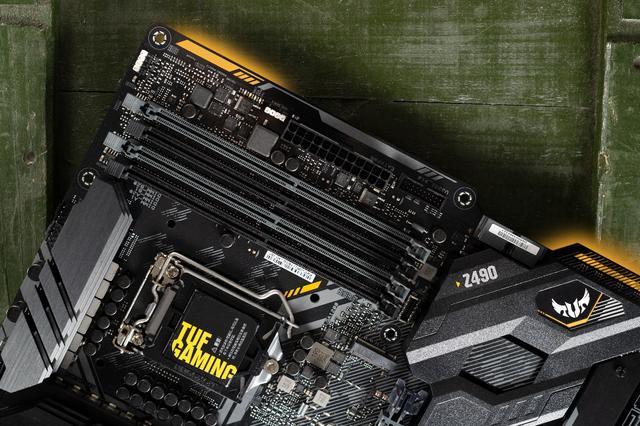 华硕tufgamingz490plus图赏