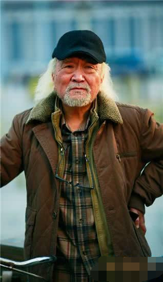 "宰相刘罗锅"李保田,从不代言广告,被13家公司孤立,如今现状如何