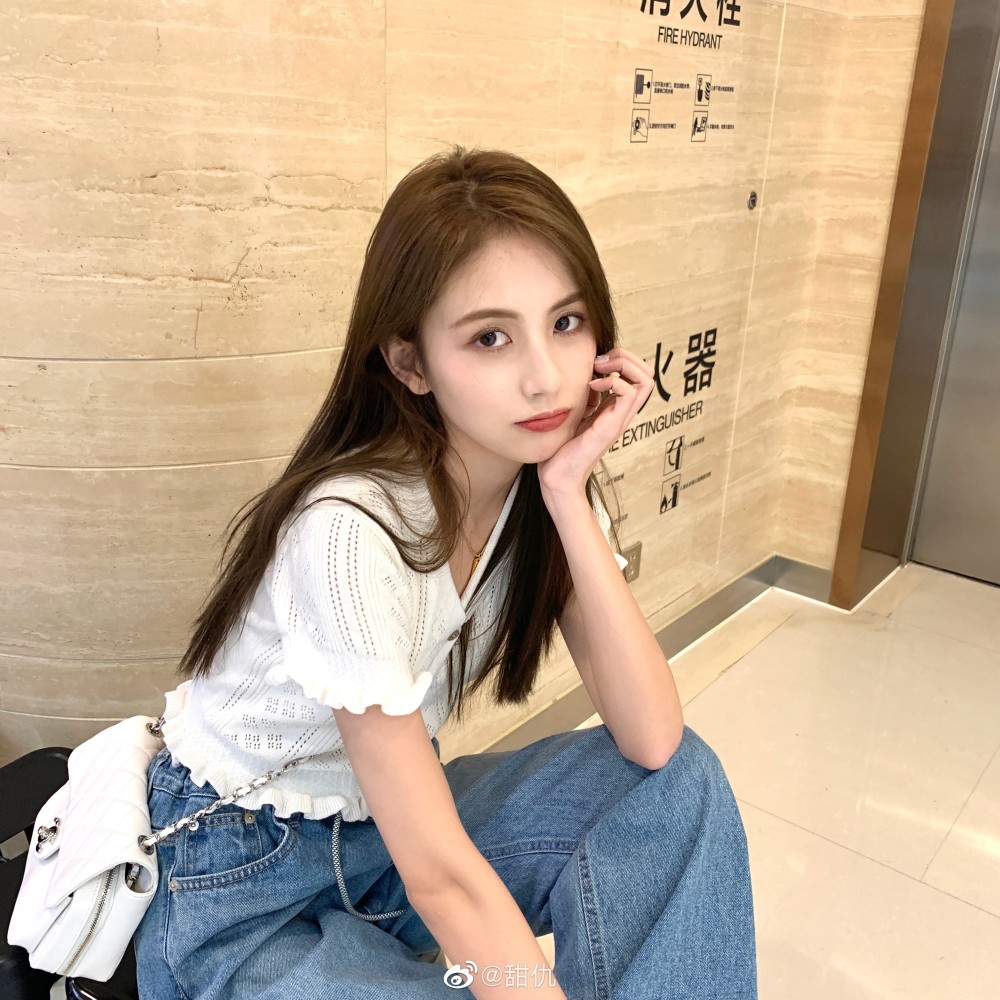 王思聪几任前女友,像豆得儿,陈雅婷,张予曦,王静雅等人在网红圈风生水