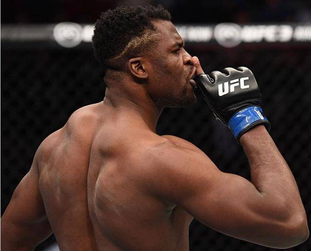 铁血纳干诺未来ufc冠军,野兽让他更加强大