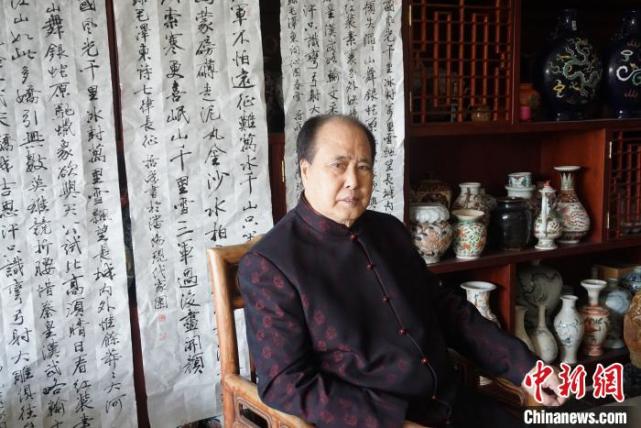 沈阳八旬书法家姚哲成以笔墨为器抒抗疫之志