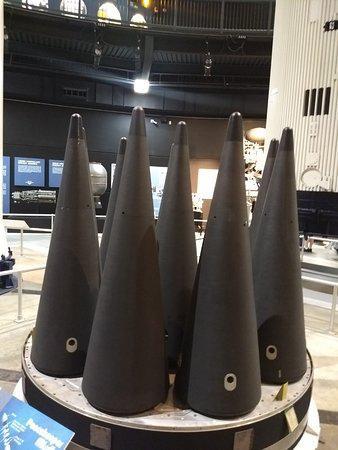 洲际弹道导弹分导弹头再入景象,看到的时候也不用跑了|弹头|核弹头