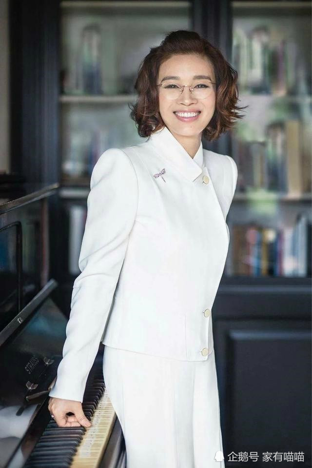 富婆胡洁:前夫贪污巨款入狱,再婚嫁给周立波,不给周立波生孩子