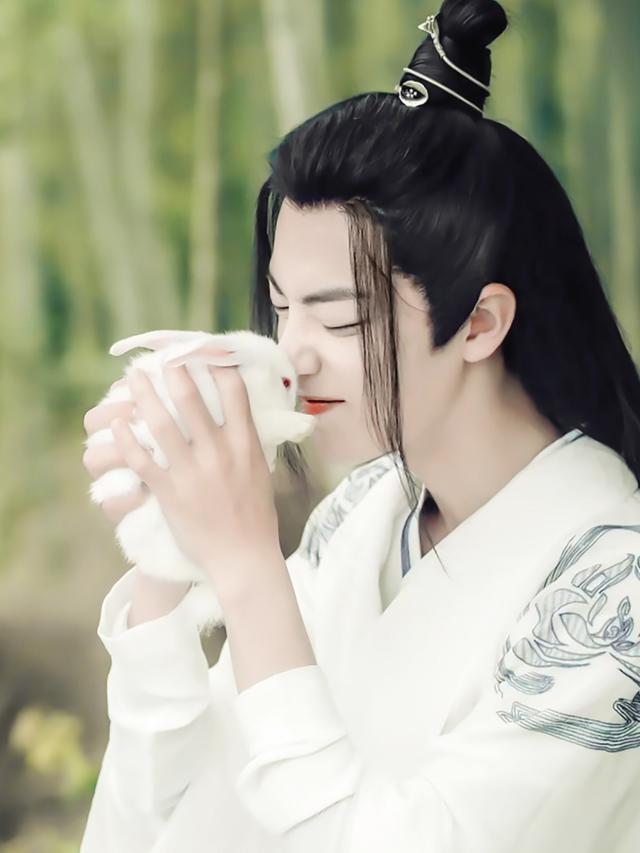 陈情令余热不减常常被提及肖战王一博团队的功劳