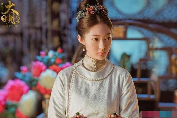 李曼出演秋蝉观众褒贬不一出场仅几分钟的崔恬伊成意外惊喜