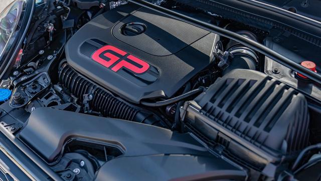这架钢炮中的战斗机 你受得了吗？测试MINI JCW GP