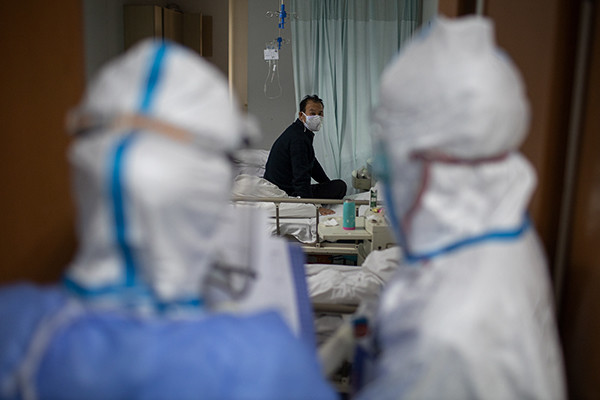 当人们还不知“人传人”时 武汉这家医院就让全院戴口罩