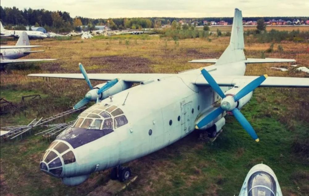 这架战术运输机,就像拿掉两台发动机的中国运-8,你一定没见过_腾讯新