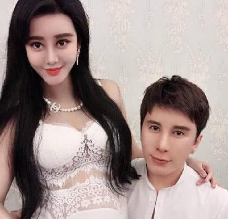 她花八年整成范冰冰,老公也整成李晨,孩子却暴露夫