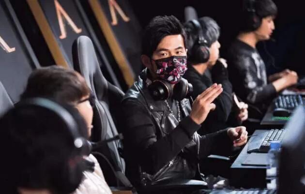 当年周杰伦在深圳砸2000万打造的魔杰电竞网吧如今怎样了