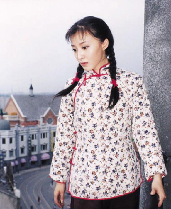 她与导演认识6天就闪婚,出道24年零绯闻,一个角色走上巅峰!