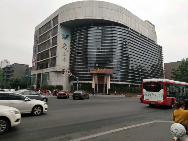 名人海港城外立面改造案例|新路|宽窄巷子|文化旅游|成都|海港城