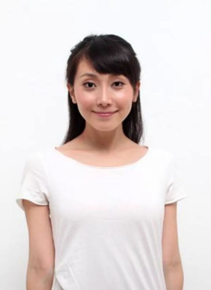 《秋雨瑟瑟》的拍摄,她是中国传媒大学表演系毕业的,演员叫许歌,名字