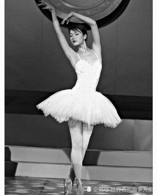 郑爽的芭蕾舞照你看了吗?这么清纯可人,气质出众