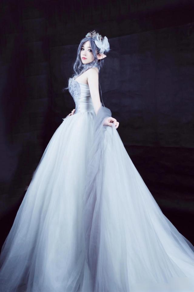 鬼刀海琴烟cos同学们是不是又偷偷跑来看冰公主了呢