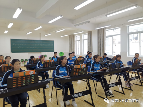 心间真情翻天涌 暗处歌声动地来—康定中学创作抗疫歌曲向祖国致敬