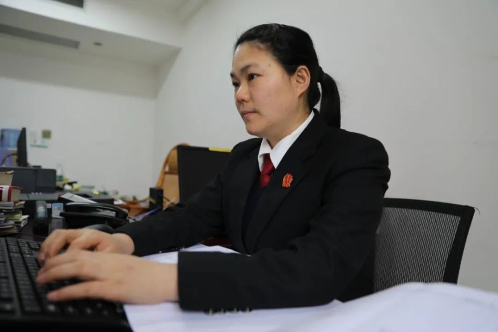 刑庭女法官的铁骨柔情