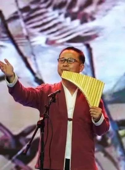 何山原创《范堤烟雨》箫二重奏:何山,刘晓婉