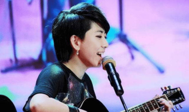 "超女"第三名,出道13年没红过,今30多岁成选秀"回锅肉"