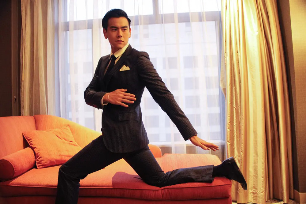 如果不是爱上李若彤他本该成为继成龙李连杰之后的功夫巨星