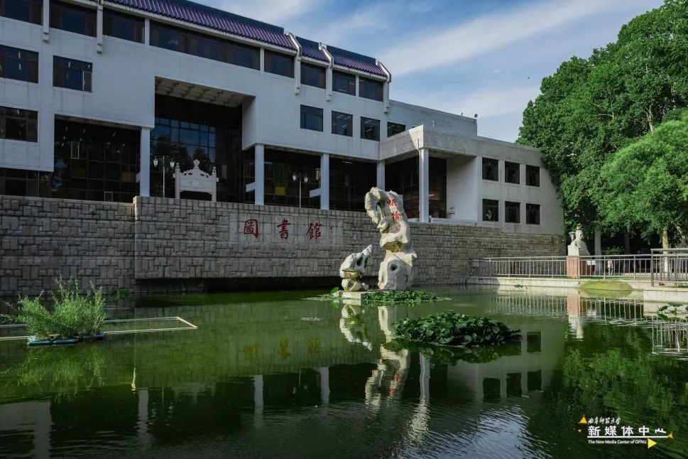 想见你只想见你几日我的美梦里都是熟悉的曲园