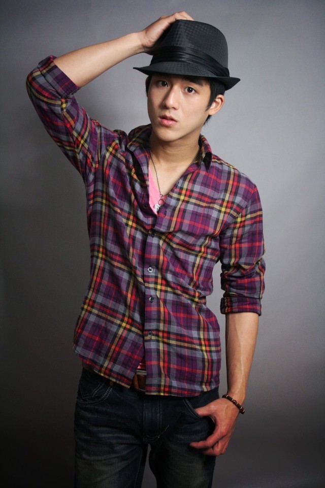 李博翔兢兢业业的工作态度也被大家看在眼里,所以他的演出机会比以往