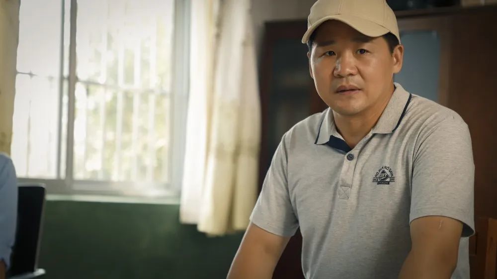 农村轻喜剧遍地书香温暖开播来喜爆笑演绎第一书记扶贫记