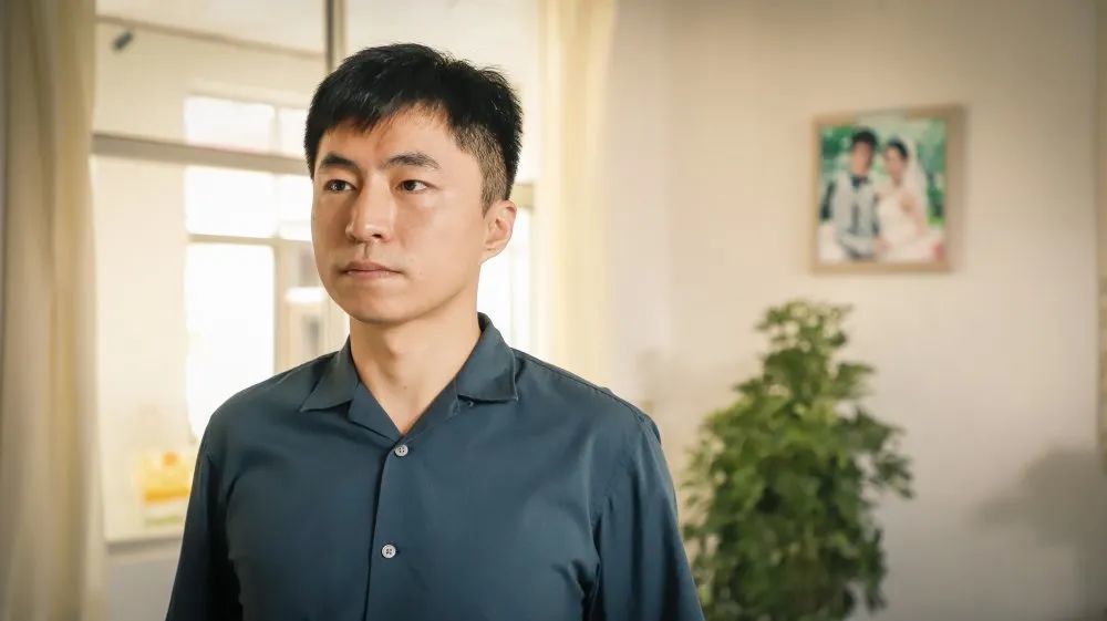 农村轻喜剧遍地书香温暖开播来喜爆笑演绎第一书记扶贫记