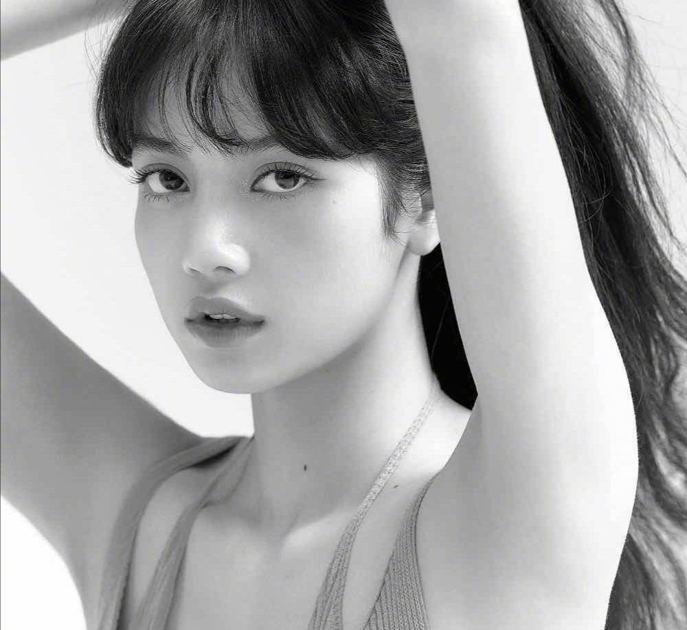 lisa自曝bp相处内幕初期每天找妈哭诉获团员助力火速进步