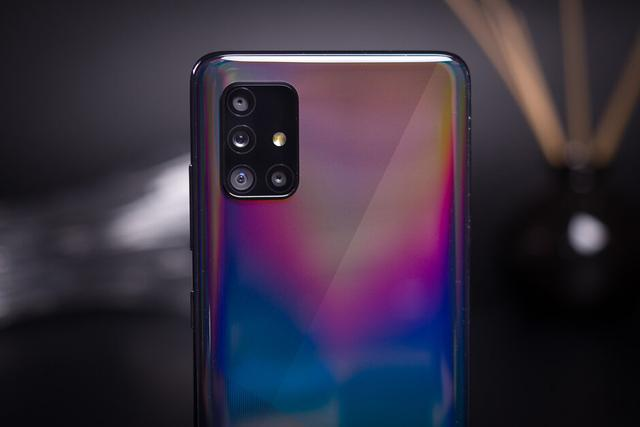 三星galaxy a51全球出货量第一,网友:我都没听过这款手机