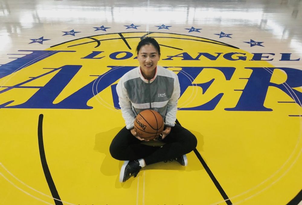 张琳和薛晨是中国体坛又一对伉俪真正退役后,张琳和很多运动员一样