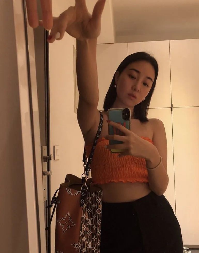 杨佑宁突然宣布当爸进入下一个阶段前女友郭采洁祝福成真