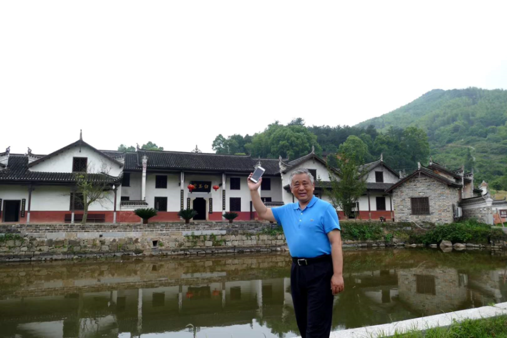 台北故宫博物院|曹放：山川光辉为我妍