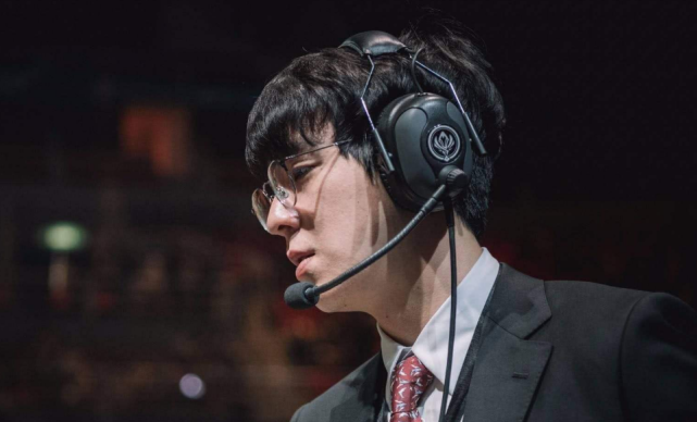 英雄惜英雄安掌门谈冠军教练离队当时他感觉自己快死了