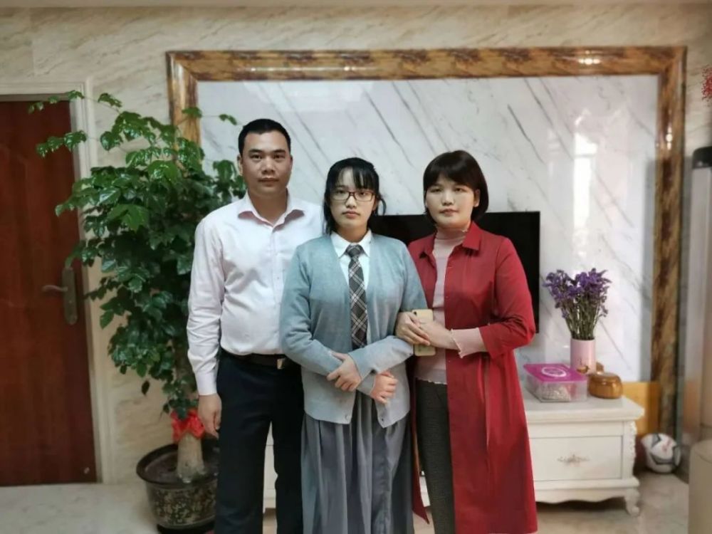 河源一户入选!全国抗疫最美家庭揭晓