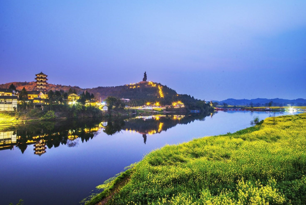 清风徐过,波澜渐起,透过风景我看见你