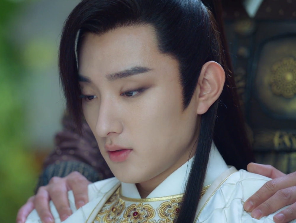 长相守首播于小彤烟熏眼妆劝退逻辑叙述全是大坑