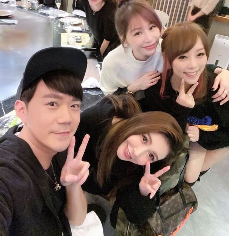 红娘回应简恺乐与医生男友订婚另有朋友更正男方是上海富商确实谈婚论