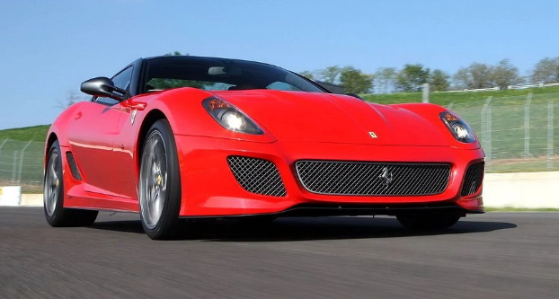 吴京豪车曝光,490万红色法拉利真霸气,粉丝却直言:京哥太低调!