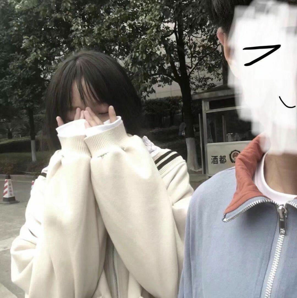 甜甜的情侣头像要有最朴素的生活和最遥远的梦想