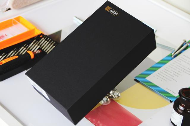 国产芯片虎贲t310加持agmh2让手机变成小钢炮