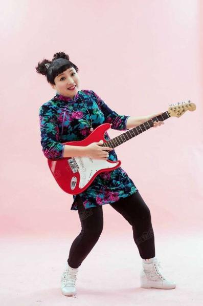 "湖南笑星"何晶晶:自称"湘江第一美女",如今已退圈8年